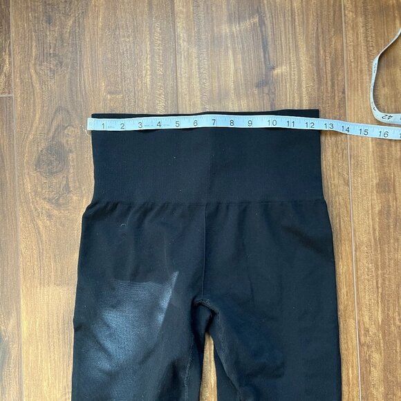 LNDR Chisel Leggings (black and grey set- 2 count) #1 - Picture 4 of 16